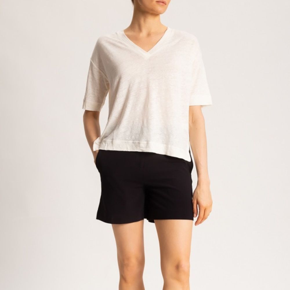 SAMSOE SAMSOE cream linen V neck boxy tee